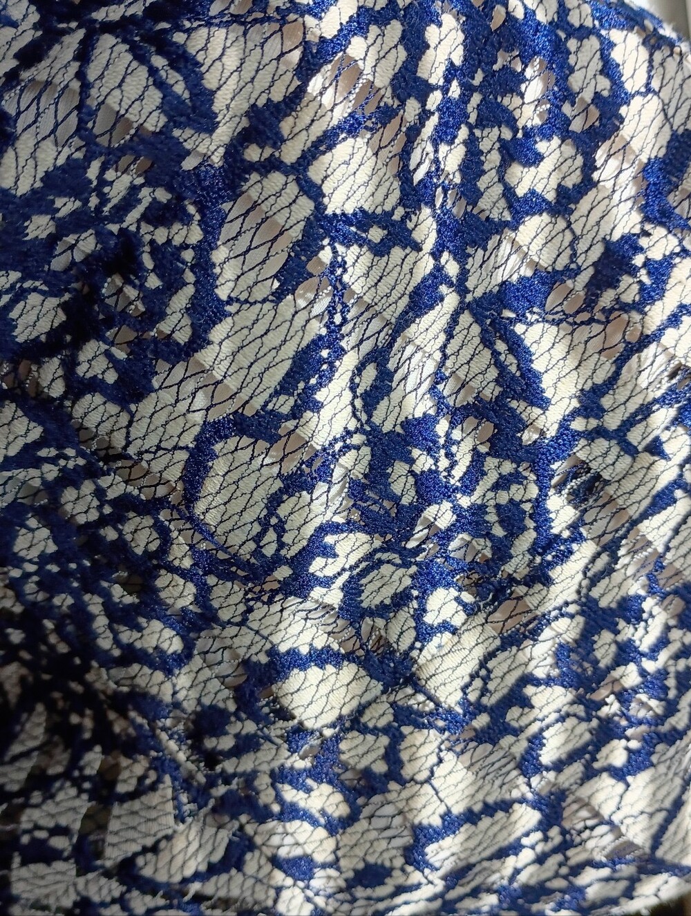 Dress - Picture 7 of 8